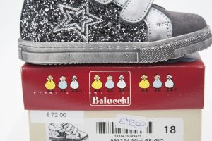 Бебешки обувки за момиче BALOCCHI сребристи с брокат и звезда