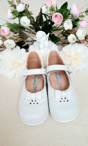 Бели балеринки с елегантна панделка ANGELITOS