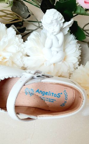 Бели балеринки с елегантна панделка ANGELITOS